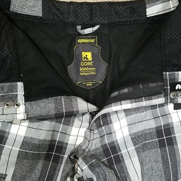 Ripzone Men's Plaid Vented Snowboarding Pants - Picture 3 of 6